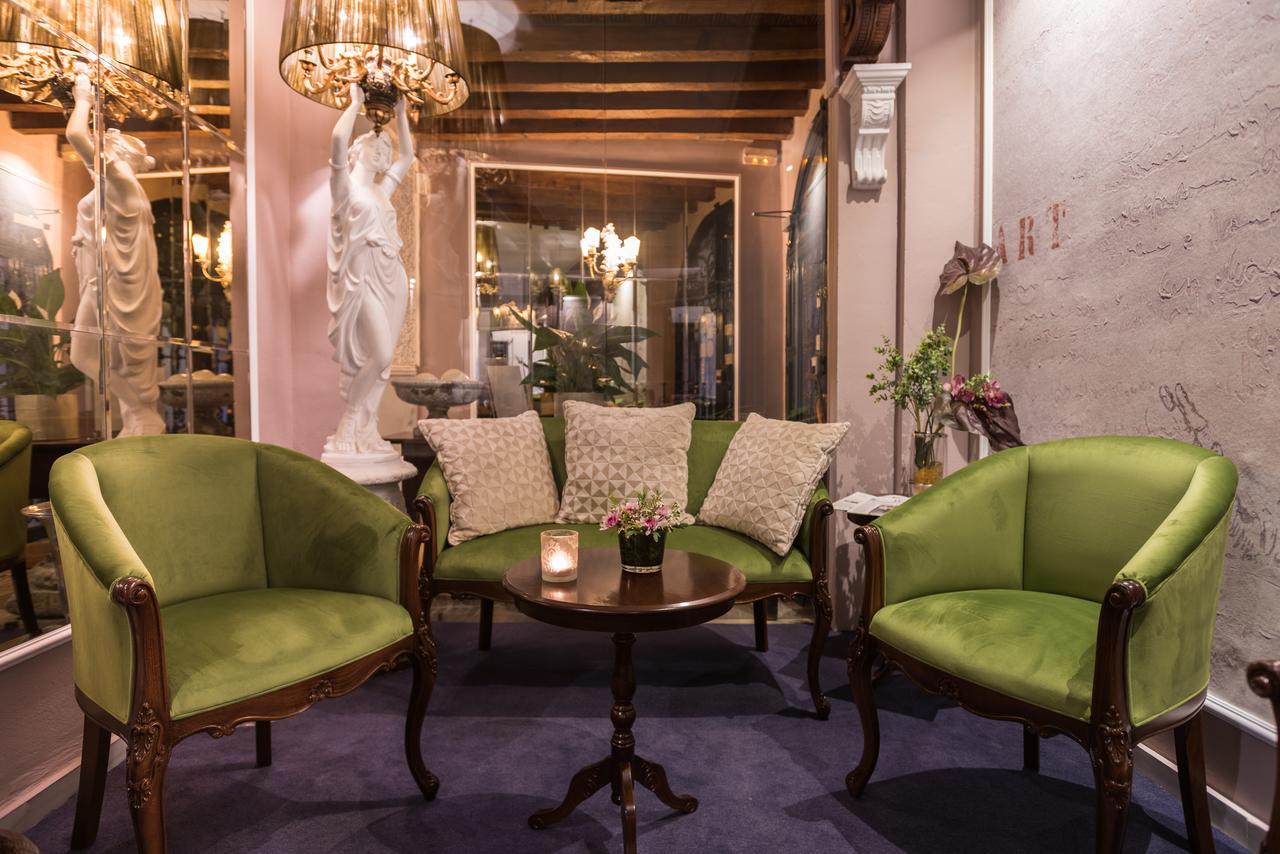 The Town House (adults Only) 2* Marbella