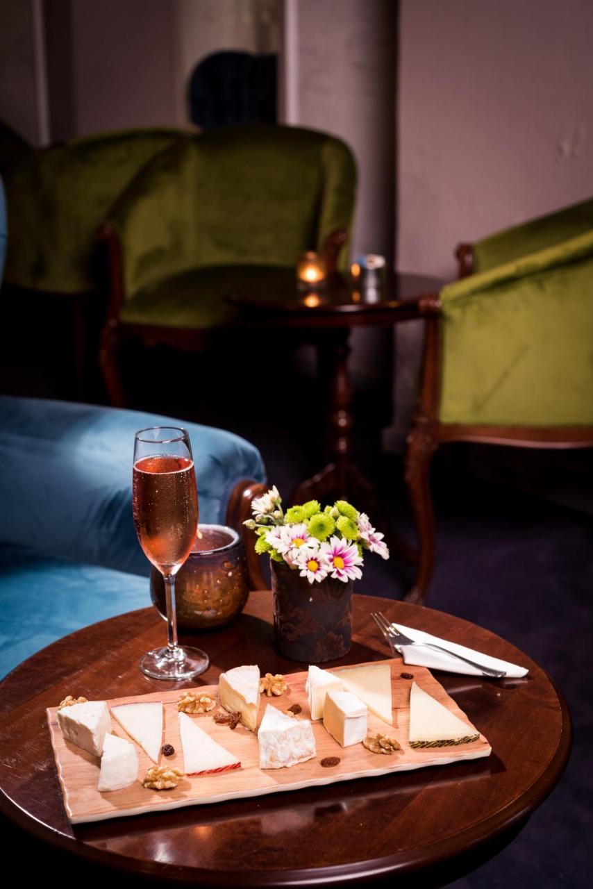 The Town House (adults Only)