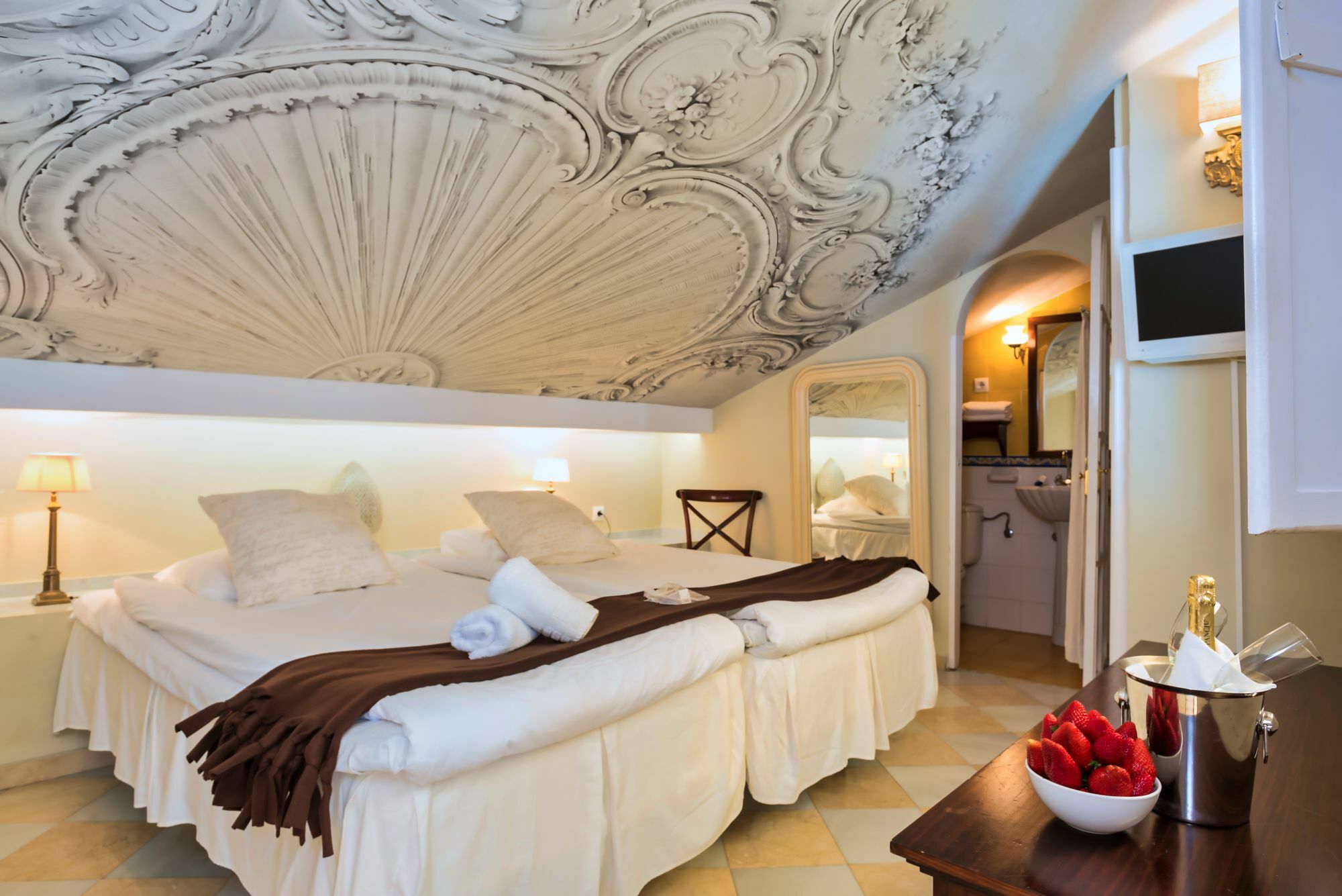 The Town House (adults Only)